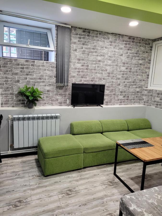 Дом 33 Возле Клиники Астхик Villa Yerevan Ngoại thất bức ảnh