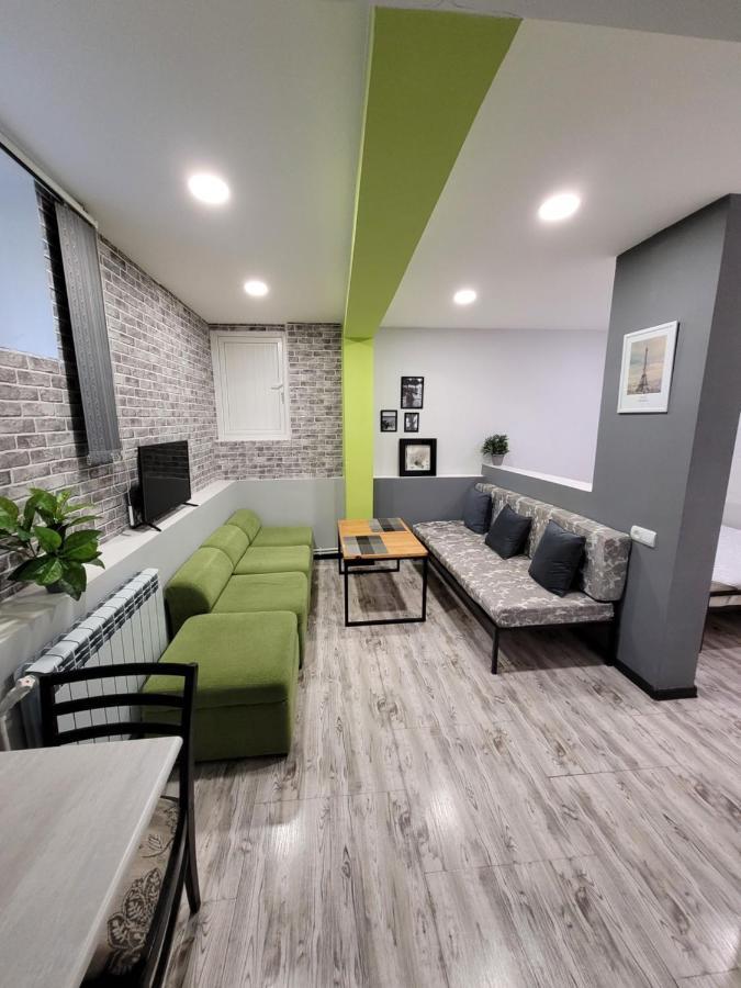 Дом 33 Возле Клиники Астхик Villa Yerevan Ngoại thất bức ảnh